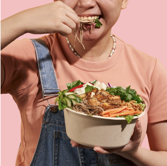 SaladStopPH's tweet photo. Jingle bells might be round the corner, but you can still indulge in our fresh &amp; tasty wraps and salads! 😍

Subscribe to the 3 or 5-day meal plan and bite into our exclusive and off-menu favorites every Friday!

Tap the link in our bio to subscribe 💚

#DailyBowlsBySaladStop https://t.co/UTI8dGPdMI