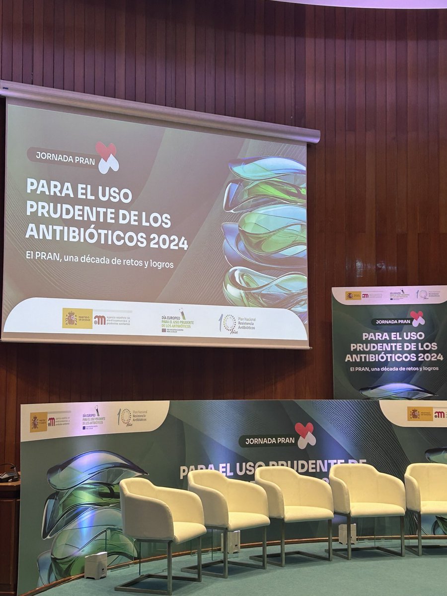 𝘔𝘪𝘴𝘴 𝘚𝘢𝘭𝘮𝘰𝘯𝘦𝘭𝘭𝘢 tweet media