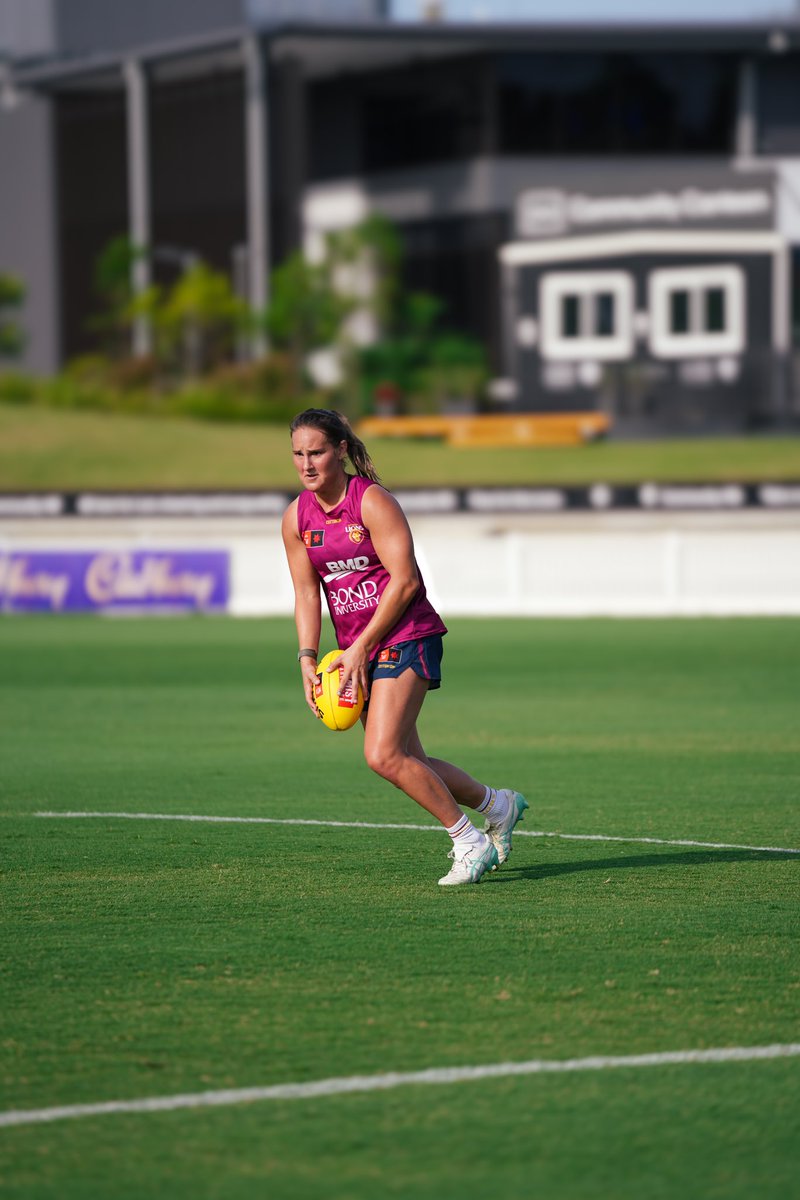 lionsaflw's tweet photo. If you train great, then you can #ExpectGreat on game day πͺ https://t.co/Ip6YM3JipR