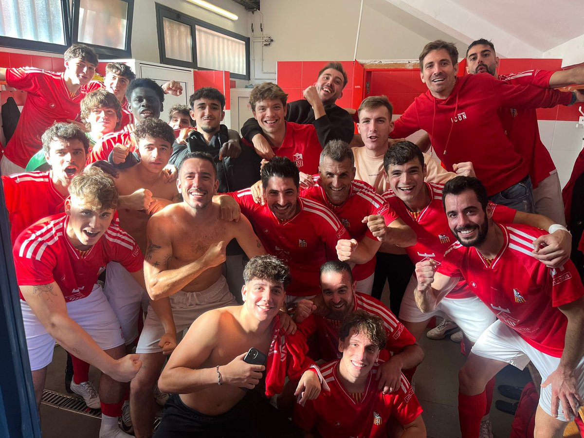 Como nos gusta los Lunes de +3 🤗 cuando uno disfruta  de ese subidón  que te da la victoria. Seguimos paso a paso buscando nuestro sitio y sobre todo intentando  mejorar siempre como equipo.