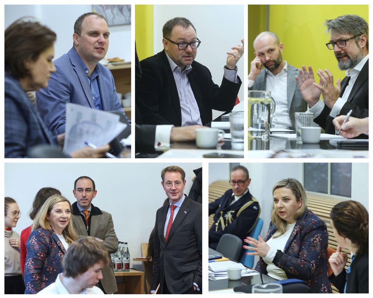 Magda Jakubowska (@_mjakubowska) on Twitter photo It's been great week in Budapest, Bratislava & Prague to discuss upcoming #PolicyBrief <a href="/VisegradInsight/">Visegrad Insight</a> on social resilience #commonresponsibility & modelling conscription for #EasternFlank.
Thank you for your expertise & views! & to <a href="/wprzybylski/">Wojciech Przybylski</a> <a href="/GuzVetterEU/">Marzenna Guz-Vetter</a> <a href="/GalanDall/">Galan Dall</a> #pinkbag It's been great week in Budapest, Bratislava & Prague to discuss upcoming #PolicyBrief <a href="/VisegradInsight/">Visegrad Insight</a> on social resilience #commonresponsibility & modelling conscription for #EasternFlank.
Thank you for your expertise & views! & to <a href="/wprzybylski/">Wojciech Przybylski</a> <a href="/GuzVetterEU/">Marzenna Guz-Vetter</a> <a href="/GalanDall/">Galan Dall</a> #pinkbag
