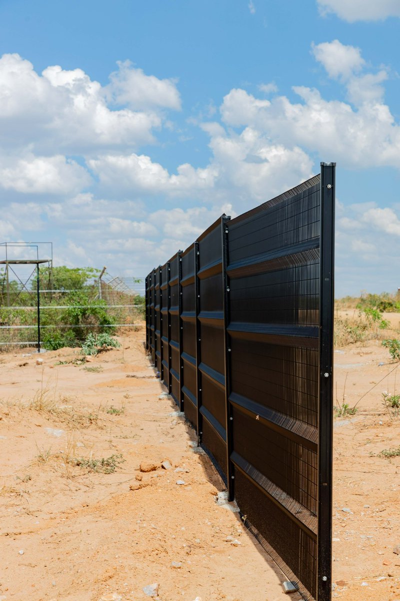 pomonasteel's tweet image. Monday motivation, the Pomona Steel &amp;amp; Fencing way! Here’s a glimpse of our latest ClearView Fence installation, proving that no challenge is too steep for our team.

Let’s secure your property today!

🌐 pomonasteel.co.zw

#PomonaSteel #ClearViewFence