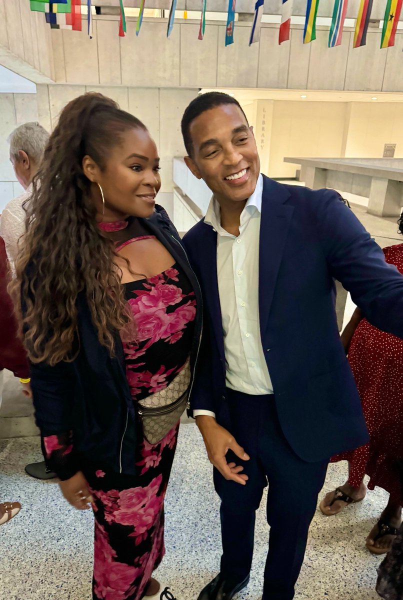 AlexCFinnie's tweet image. What a great evening w/ Don Lemon
Congrats Don on your new book ❤️

@MiamiBookFair