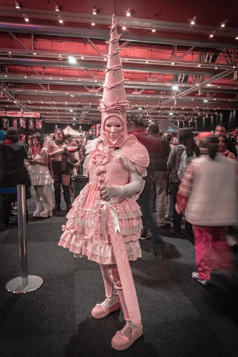 BlasphemousGame's tweet image. Penance, but make it pink 💖

Cosplay by SugaryGlas on Reddit!