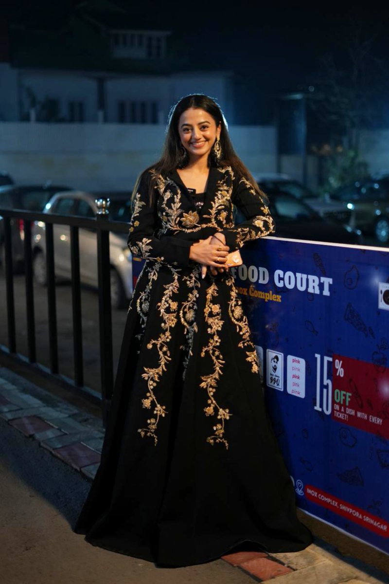 Gorgeous Helly Shah  brought glamour to the Kaya Palat premiere with her flawless black lehenga look. Beauty, talent, and versatility—she’s the whole package! 🖤✨
.
.
#iF #IndiaForums #HellyShah #KashmirCinema