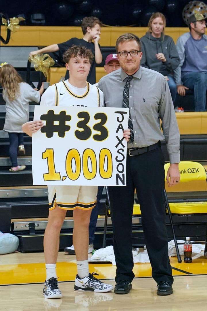 Congrats to <a href="/JaxsonKeeling/">Jaxson Keeling</a> for hitting the 1000 point mark on Friday night. #2026 <a href="/VortexSportsARK/">Vortex Sports x Prep Hoops AR</a> <a href="/GradyMajors/">Grady Majors</a> <a href="/ARPrepSports/">Arkansas Prep Sports</a> <a href="/barclayalmanac/">𝕃𝕖𝕝𝕒𝕟𝕕 𝔹𝕒𝕣𝕔𝕝𝕒𝕪</a> <a href="/hmcilvain2/">Harold McIlvain II</a> <a href="/ASTSprts/">Arkansas Small Town Sports</a>