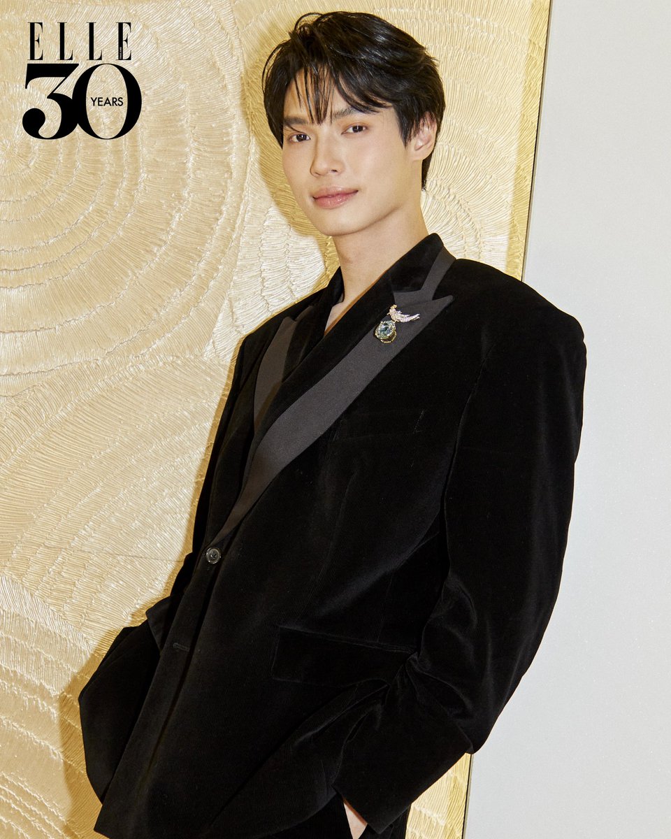 ElleMenThailand's tweet photo. #ELLETH30Years  วิน-เมธวิน โอภาสเอี่ยมขจร
ผู้สร้างปรากฏการณ์เสียงกรี๊ดไปทั่วทุกพื้นที่ อีกทั้งมูลค่าสื่อจำนวนนับไม่ถ้วนในทุกๆ อีเวนต์ เรียกได้ว่าเป็นนักแสดง เซเลบริตี้ และแฟชั่นไอคอนคนสำคัญเลยทีเดียว

#ELLEMENThailand
#ELLEMEN30MostInspiringPeople
#WinMetawin https://t.co/5jwl0mS00Q