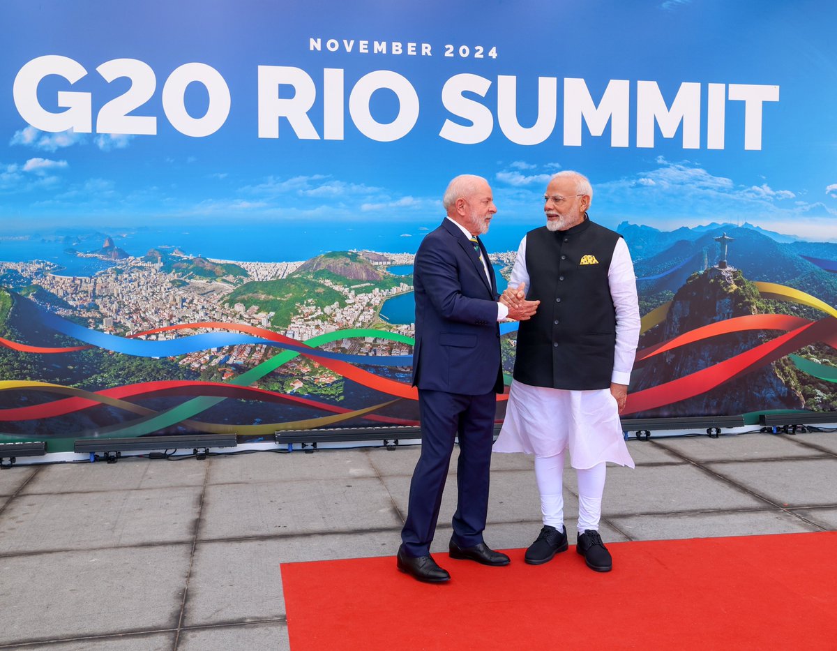 Narendra Modi tweet media