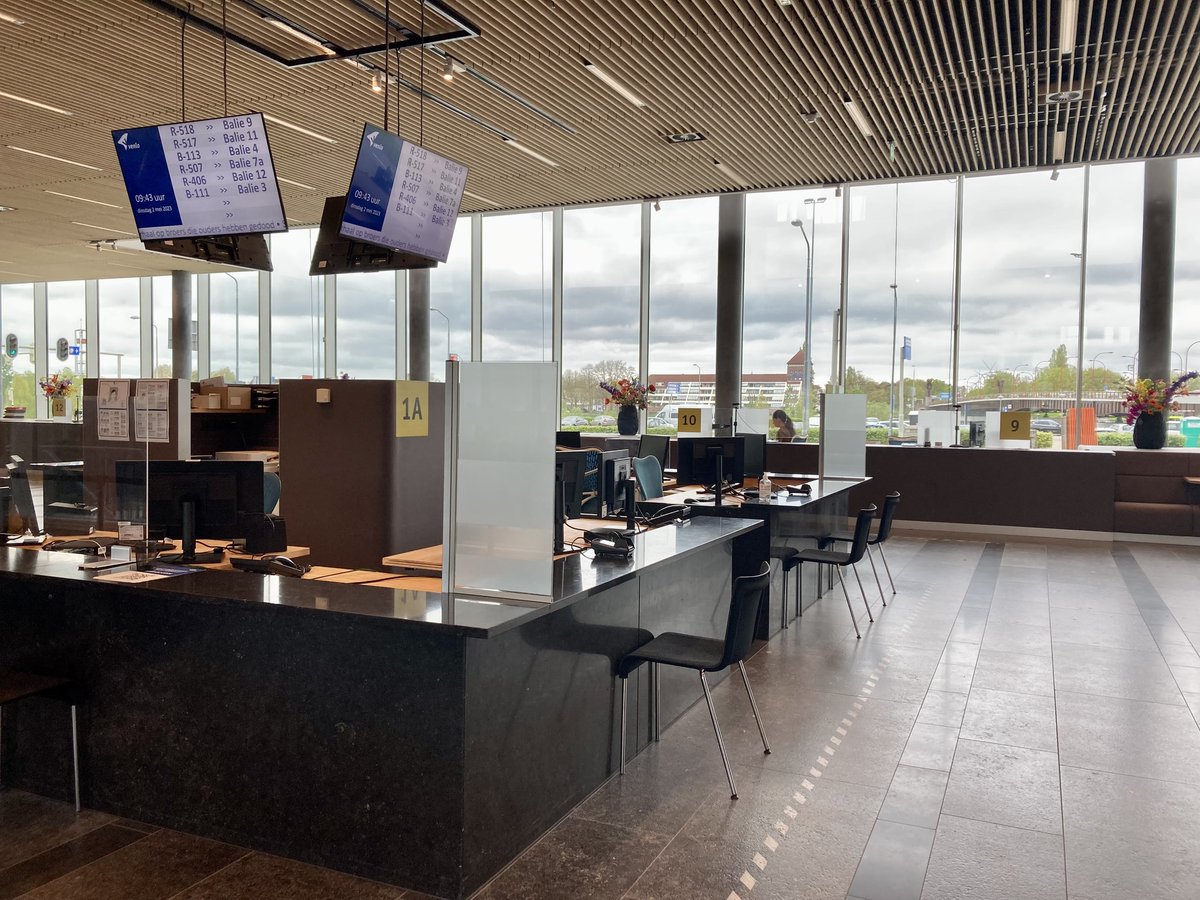 ❗️𝗦𝘁𝗼𝗿𝗶𝗻𝗴 𝘂𝗶𝘁𝗴𝗶𝗳𝗲 𝗽𝗮𝘀𝗽𝗼𝗼𝗿𝘁𝗲𝗻 / 𝗜𝗗-𝗸𝗮𝗮𝗿𝘁𝗲𝗻❗️
Door een storing is het afhalen van een aangevraagd paspoort, ID-kaart of rijbewijs op dit moment niet mogelijk. Er wordt hard aan gewerkt om deze storing op te lossen.