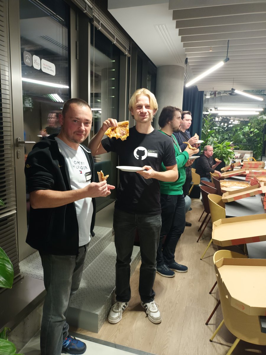 SysProtocol's tweet image. 🔝To był gorący wieczór w Warszawie! Może nie było tego widać po temperaturze za oknem, ale powietrze aż buzowało od inspiracji!
Cieszymy się z każdej przybitej piątki - dziękujemy za obecność. Podziel się swoją relacją na Instagramie i oznacz @sodo.polska.
Za wsparcie w…