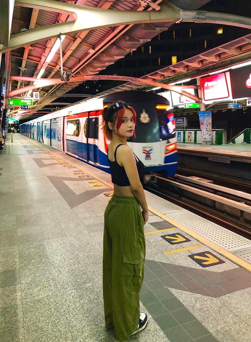 mya19ssy1's tweet photo. Bkk မှာ လပိုင်း လောက်ရှိမှာမလို့ 

Dateမယ်ဆို 

date infoလေး လာမေးနိုင် https://t.co/TQJ6yqImQq 🫶🏿 https://t.co/WjSBLSbYpi