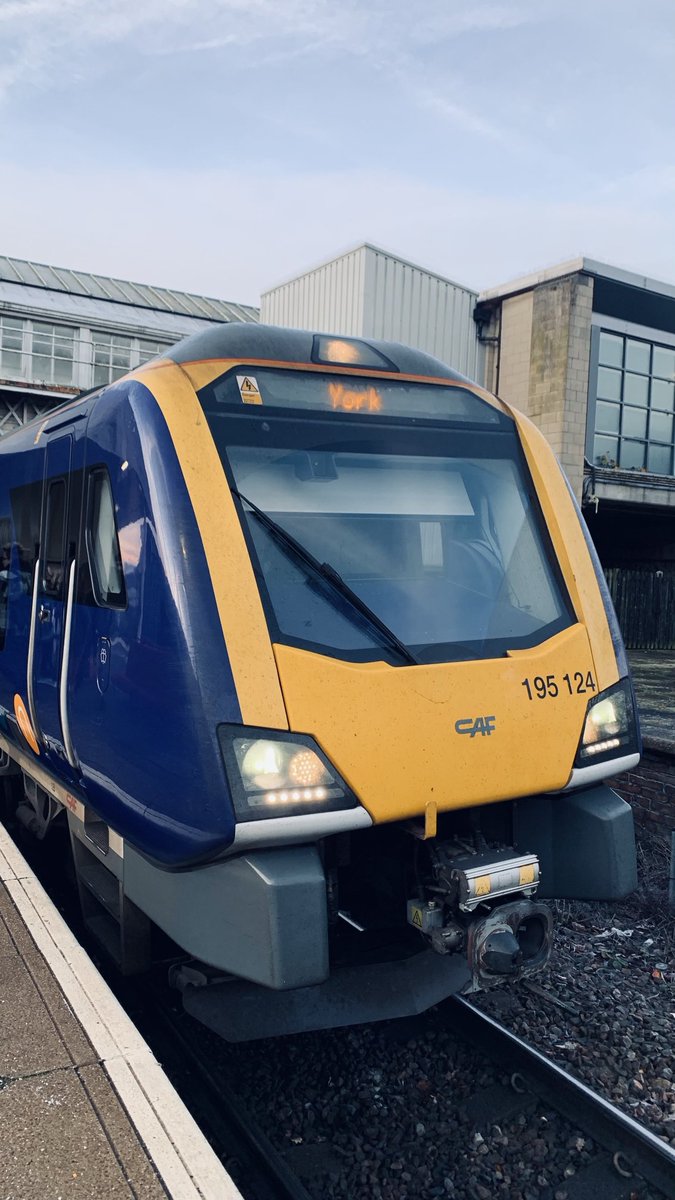 _KristianDB's tweet photo. 195124 Is my ride to Leeds this morning #CalderValleyLine #dmu #HalifaxStation @northernassist 18/11/24 https://t.co/BSmCOwQjXc