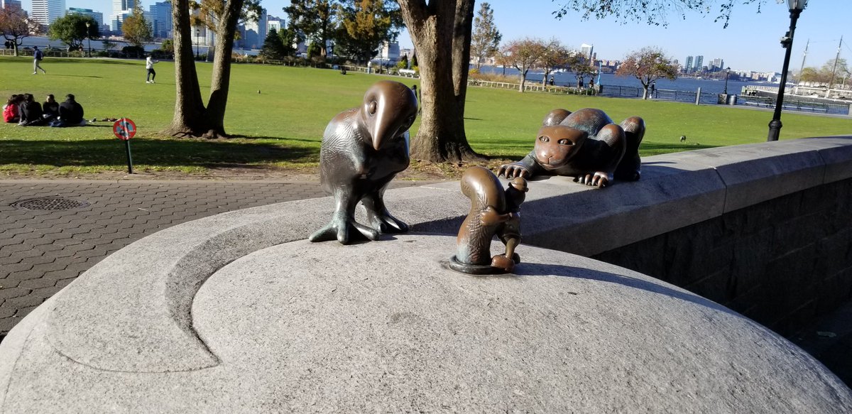 OlgaGProject's tweet photo. Those are interesting #sculptures in the park. There is something #special about #CustomMade #fabrication, it adds a #specialTouch to the #environment.

#fundesign #park #nycpark #parknyc
#rockefellerpark #batteryparkcity #Manhattan #boardwalk #designbuild
#project #renovation https://t.co/P9gFtl5Ks2