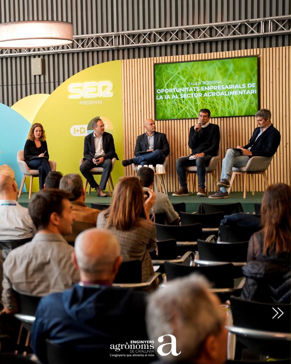 ✅ 📢 Dilluns 11 de novembre va tenir lloc la jornada tècnica en el marc de la Fira de l’Oli DOP Siurana que va girar al voltant de la intel·ligència artificial com a eix de futur del sector agroalimentari.

👉🏼 Vídeo i fotografies de la jornada shorturl.at/BSvFz