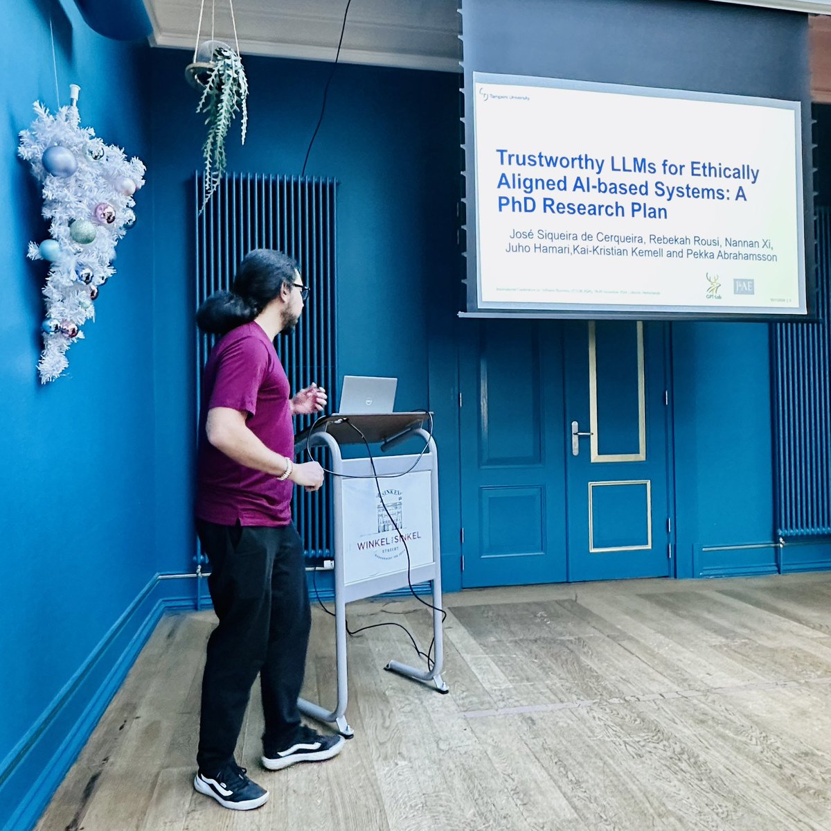 Rodrigo Santos tweet media