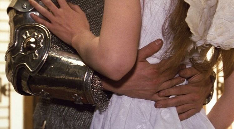 Elise 🍒🍒♱ tweet media