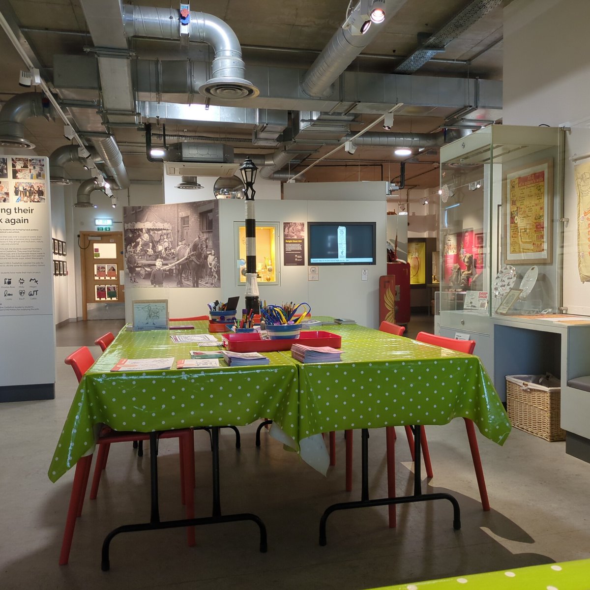 Lauren Le Ber (she/her) (@laurenleber1) on Twitter photo This little museum, for little ol' me 🤍
#castleford #museums #Heritage #publichistory #Local
<a href="/WFMuseums/">Wakefield Museums & Castles</a> This little museum, for little ol' me 🤍
#castleford #museums #Heritage #publichistory #Local
<a href="/WFMuseums/">Wakefield Museums & Castles</a>