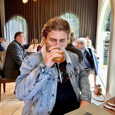 TillierTroy's tweet photo. I think I’ll take my whiskey neat.

(Probably a bit late but oh well)

(Yes I know it’s not “neat” it’s an old fashioned and it’s delicious) https://t.co/MF4USOJV1L
