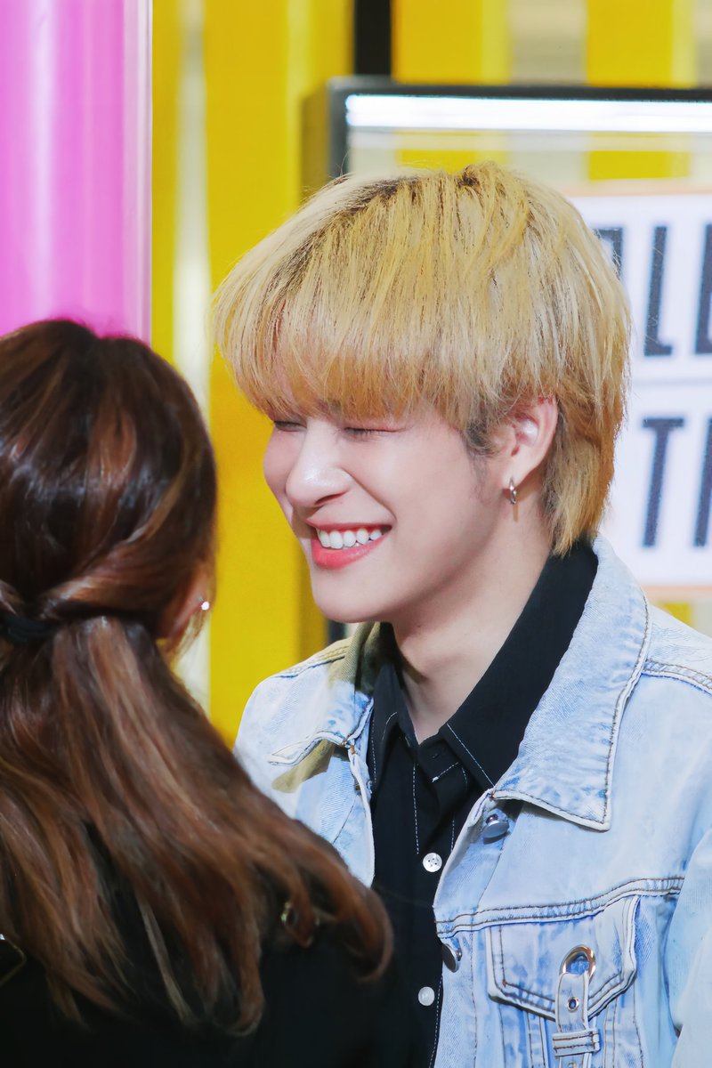 บึ๊บบั๊บ tweet media