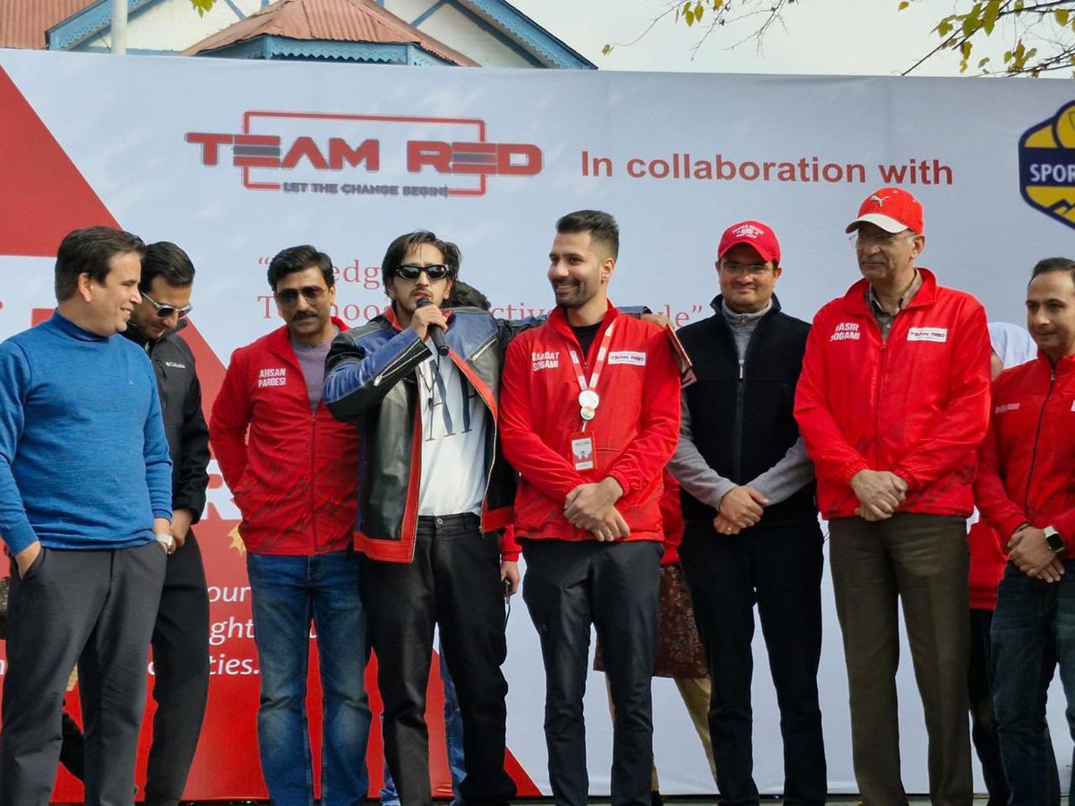 SaadatSogami's tweet photo. Thank You @nasirsogami , @tanvirsadiq , @ahsanpardesi , @ImranNDar @mirsarwarr , Qazi Touqeer, GulMustafaDev, MehrajUdDinWadoo, @im_waqarkhan @rjnasirkashmir &amp; others – for making #FitNovember a grand success! 

Your support inspires us to build a healthier &amp; drug-free society. https://t.co/xQlnqeu7BG