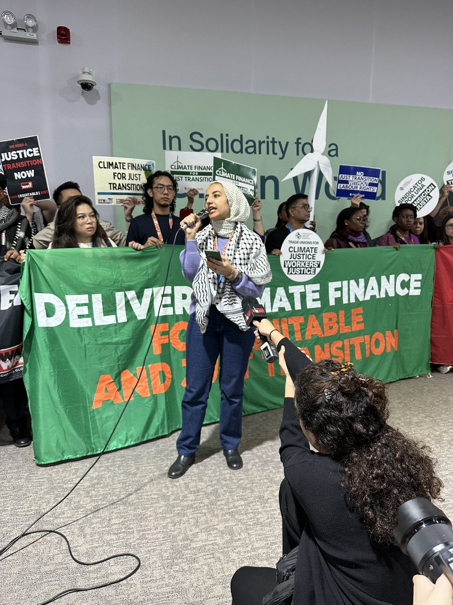 PriceofOil's tweet image. “Military spending is estimated at 2.4 Trillion USD this year alone. No just transition with blood on our lands!”

Rich countries: #DefundGenocide to #PayUp for a #JustTransition!