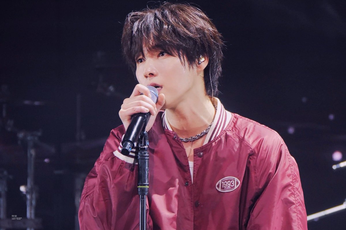 JroadArchive's tweet photo. 241116
관객이란 별을 세는 너

#YONGHOON #용훈
#ONEWE #원위 https://t.co/miCJfQMJ9J