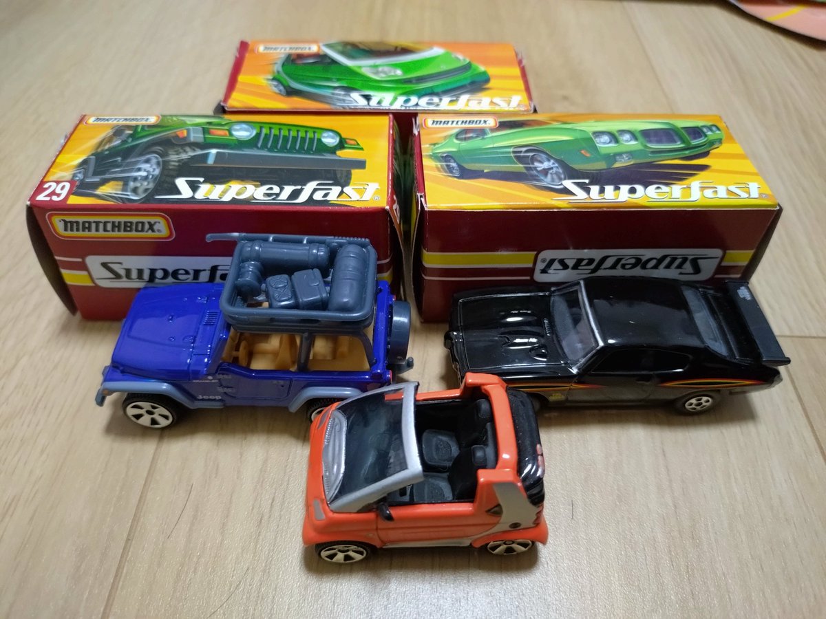 yukisa0202's tweet photo. MATCHBOX Superfast

箱のデザインが好きで、発売された2003〜2006年くらいにかなり買い集めました

全て箱の車種は緑色ですが、中身は別カラー
スマートは緑色が良かった😓

#ミニカー #MATCHBOX 
 #MATCHBOXSuperfast https://t.co/Ry3uvbY4og