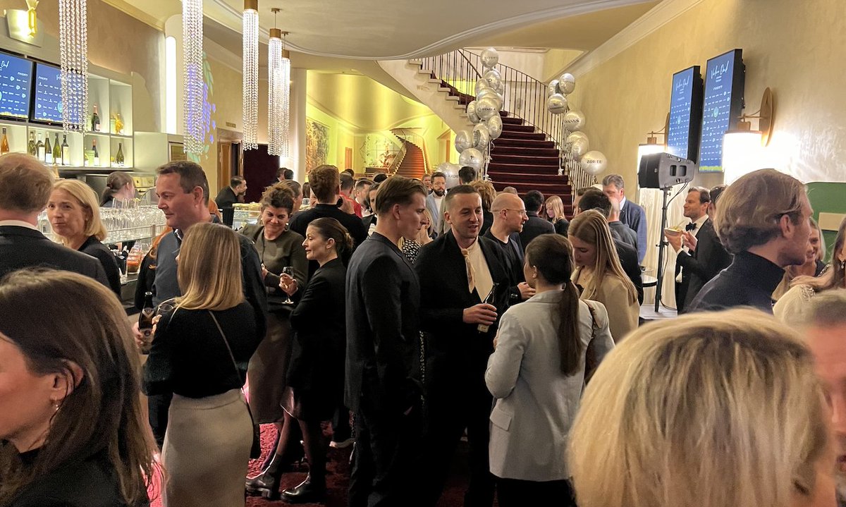 Unser erste Teilnahme an der Verleihung des Shop Usability Awards! 🚀🥂
Herzlichen Glückwunsch an die Gewinner! 🏆 Die Vielfalt an innovativen Konzepten und die starke Präsenz von Individualisierung hat uns begeistert.
#ShopUsabilityAward #ECommerce #K5 #Neocom