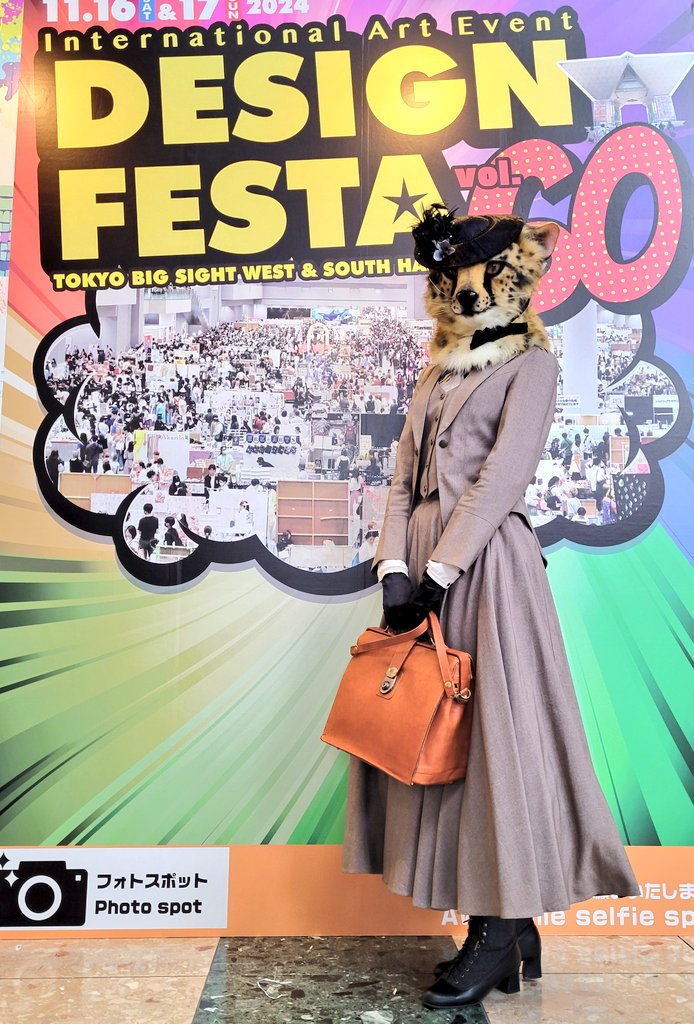 遅くなりましたが、デザフェスお疲れさまでした。土曜日のみ参戦！短い時間でしたがElleも楽しいひとときを満喫しました。またゆるゆると遊びに行こうと思います。

Elleの写真は一般参加者様の写り込み配慮の上でアップokです。