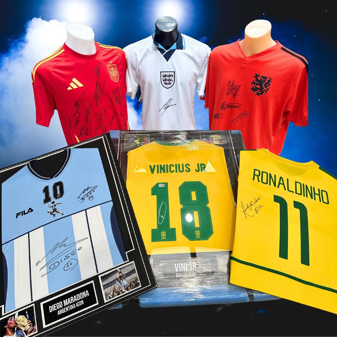 It’s International Time! 🏴󠁧󠁢󠁥󠁮󠁧󠁿

- Maradona’s Hand of God ✋
- Dinho’s Free Kick 😮‍💨
- Gazza’s Volley 🔥

Shop some of football’s biggest stars who shone for their National teams!🌟

Live @ firmastella.com