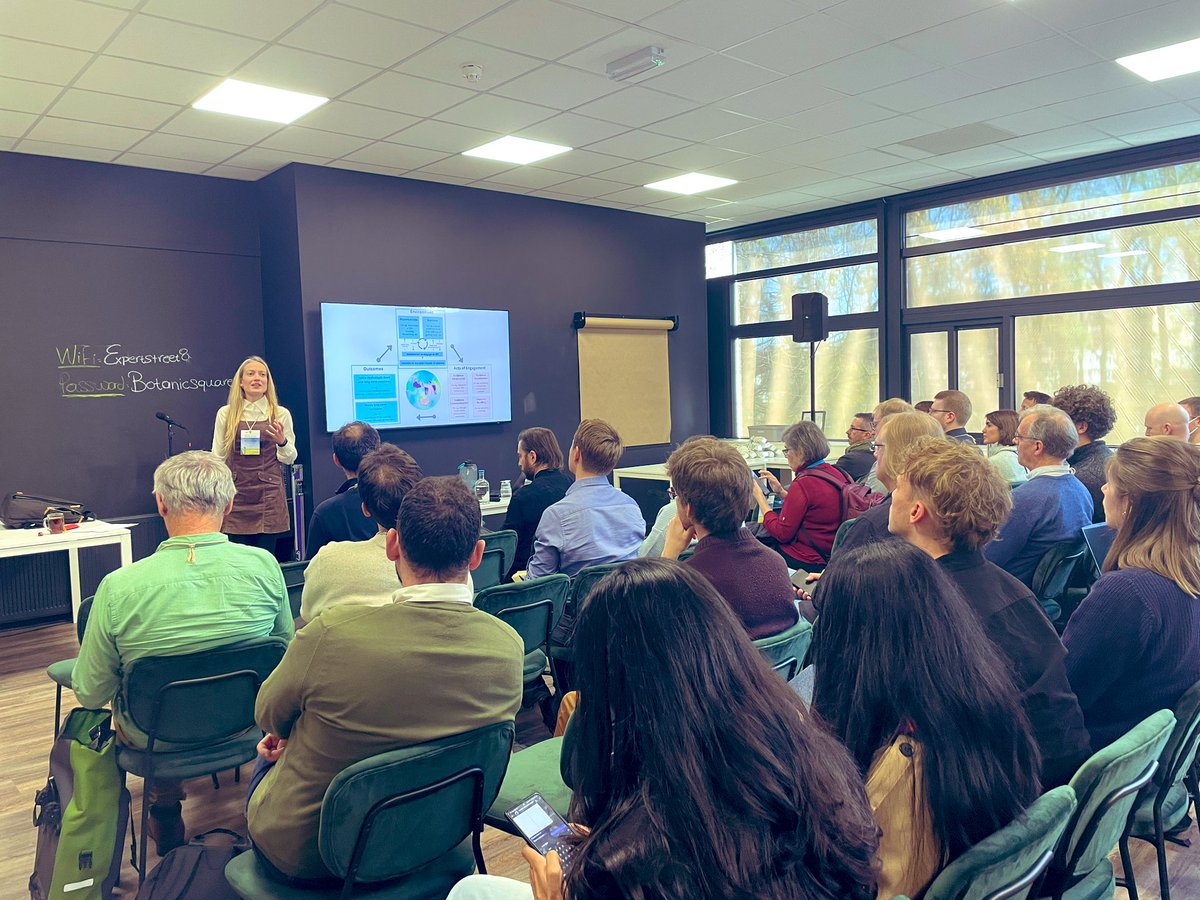 Ina Sieber (@im_sieber) on Twitter photo Full room at the #ESP24 outbreak session for <a href="/CarlaWashbourne/">Carla Washbourne</a> s talk on engaging early carreer researchers #ECR at the science policy interface #SPI
<a href="/YESS_Network/">YESS</a>
<a href="/ESPartnership/">Ecosystem Services Partnership</a> Full room at the #ESP24 outbreak session for <a href="/CarlaWashbourne/">Carla Washbourne</a> s talk on engaging early carreer researchers #ECR at the science policy interface #SPI
<a href="/YESS_Network/">YESS</a>
<a href="/ESPartnership/">Ecosystem Services Partnership</a>