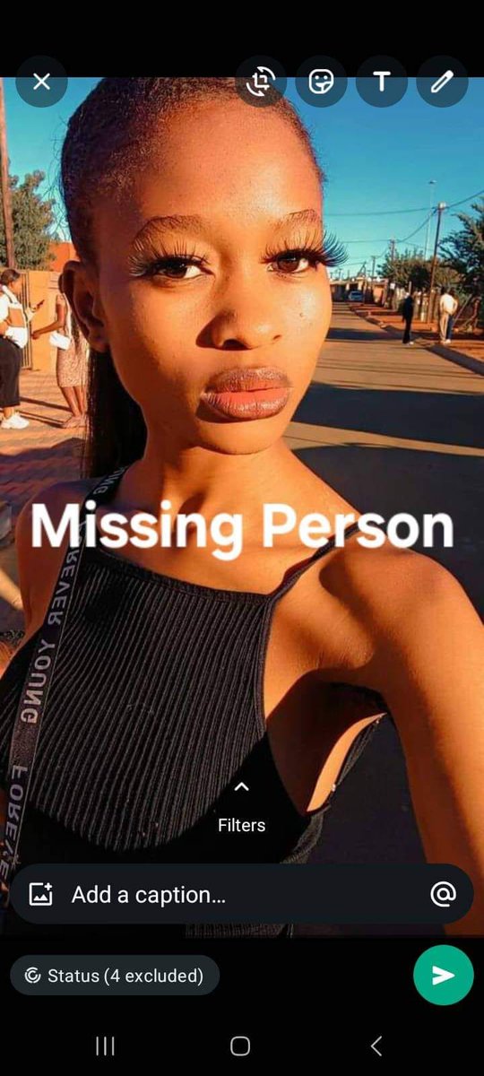 PrimeTimeNewsZA's tweet photo. MISSING PERSON ALERT ⚠️ 

Itumeleng (19) has been missing since 03 November. She is from Wintervelt, North of Tshwane.

mofaya dj sbu ndlozi king monada tebza mk party https://t.co/IK84Uk6pYn