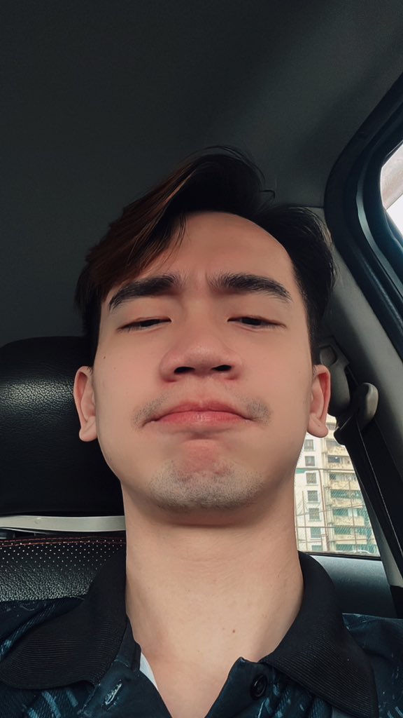 KelsonChong's tweet photo. Yearly update for anyone who miss me 😛 https://t.co/FcI7plGVpq