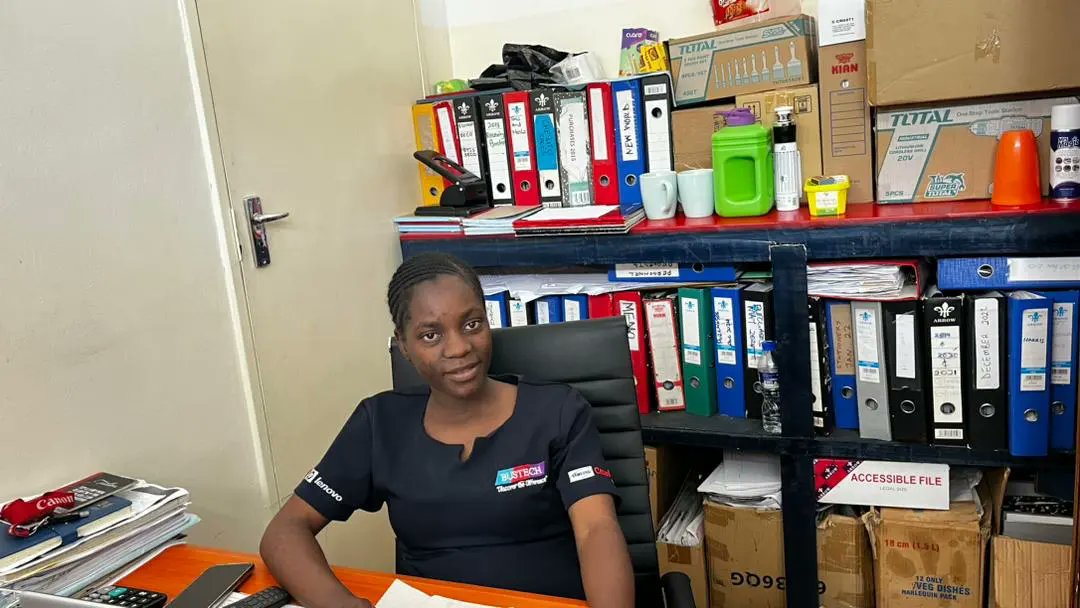 BustechC's tweet image. 😀A very good morning to you our valued customers from Bustech Administration team, have a wonderful week ahead!!!😀 #bustech #bustechdiscoverthedifference #followourpage #greatweekendahead