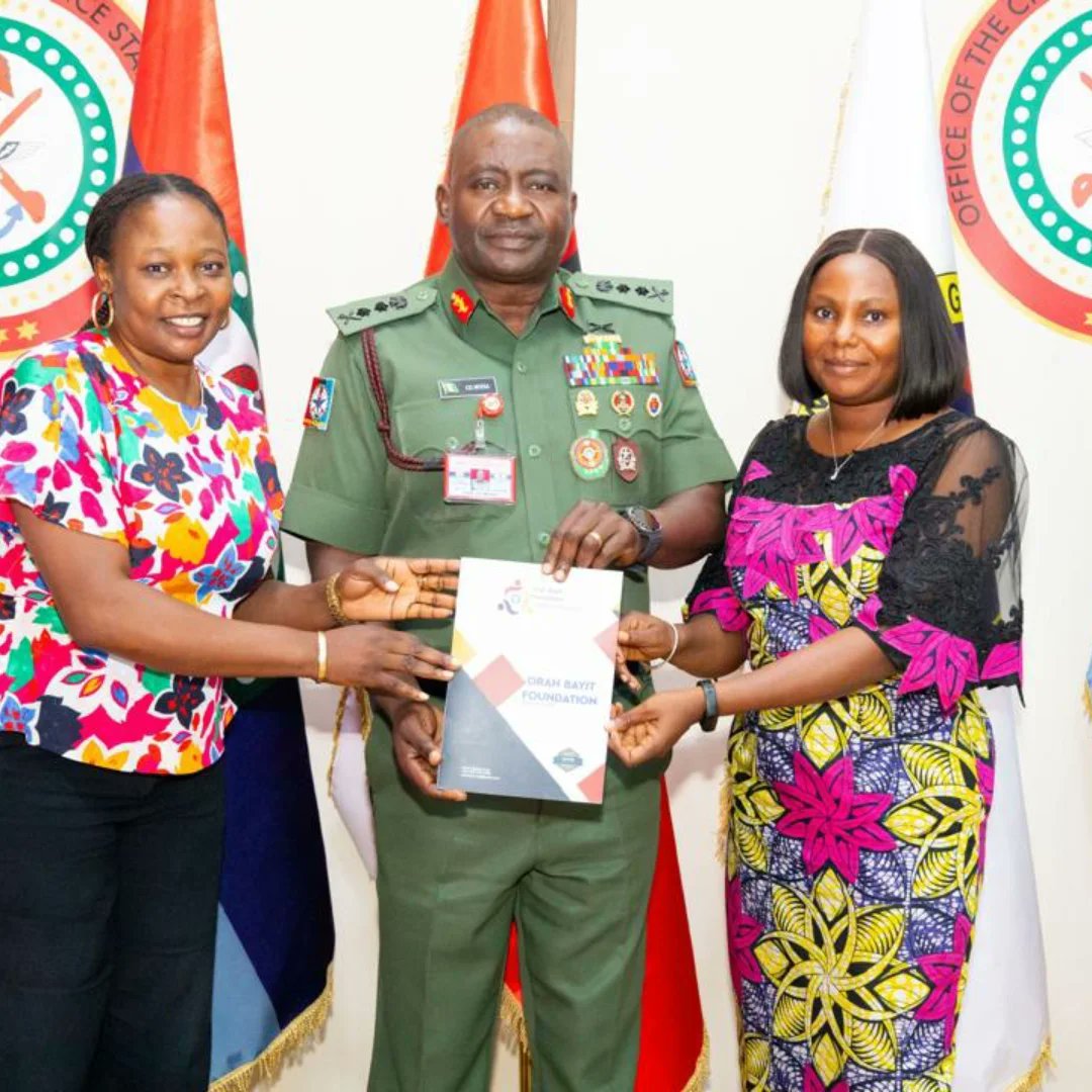 orahbayitfound1's tweet image. Orah Bayit Foundation recently paid a courtesy visit to the Chief of Defence Staff, Gen. Christopher Gwabin Musa. We had a productive discussion on leveraging sports and education as powerful tools for national development. #SportsForDevelopment #Education #PlayAndExcel #cds