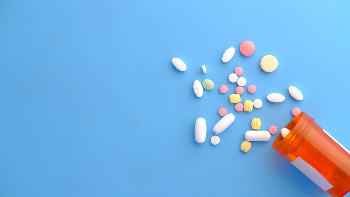 King's College London (@kingscollegelon) on Twitter photo Antimicrobial resistance (#AMR) threatens to make routine infections increasingly deadly. Marking the start of #WorldAMRAwarenessWeek, <a href="/DrMerianneM/">Merianne Mohamad</a> from <a href="/KCLImmunoMicro/">School of Immunology & Microbial Sciences</a> <a href="/kingsmedicine/">King's Faculty of Life Sciences & Medicine</a> has answered some questions on the topic.🧵⬇️
#ScienceAtKings #KingsQs <a href="/Inst_of_Liver/">The Roger Williams Institute of Liver Studies</a> Antimicrobial resistance (#AMR) threatens to make routine infections increasingly deadly. Marking the start of #WorldAMRAwarenessWeek, <a href="/DrMerianneM/">Merianne Mohamad</a> from <a href="/KCLImmunoMicro/">School of Immunology & Microbial Sciences</a> <a href="/kingsmedicine/">King's Faculty of Life Sciences & Medicine</a> has answered some questions on the topic.🧵⬇️
#ScienceAtKings #KingsQs <a href="/Inst_of_Liver/">The Roger Williams Institute of Liver Studies</a>