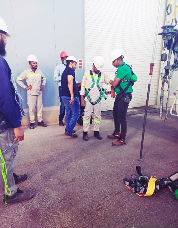 أراسكو tweet media