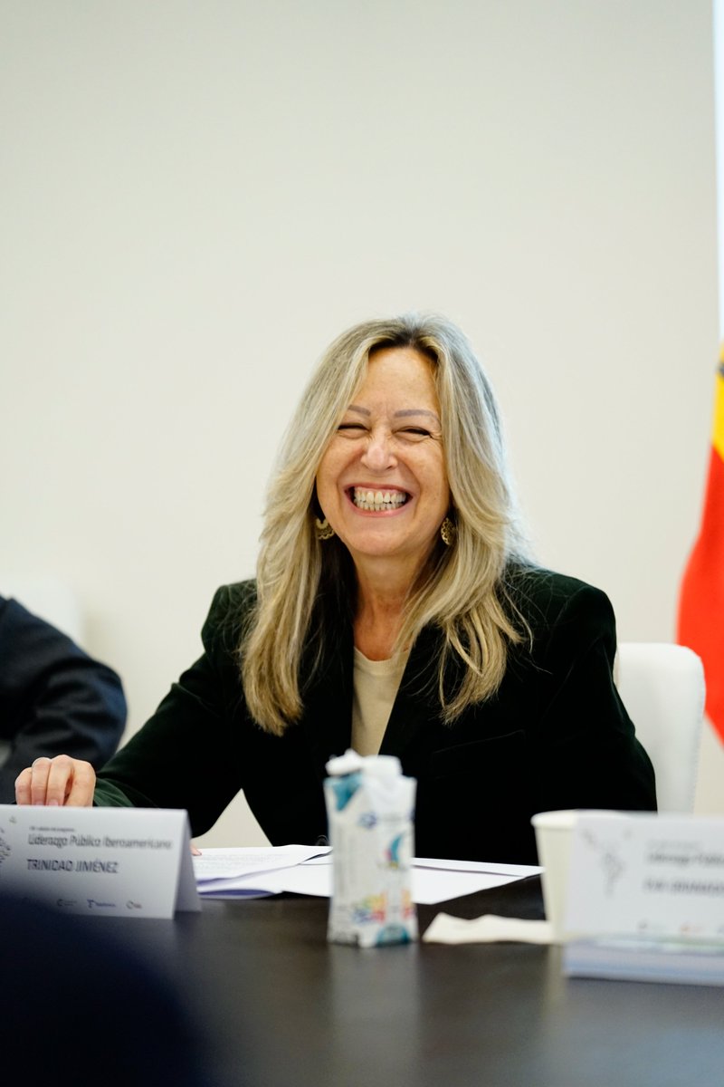 Fundación Carolina tweet media