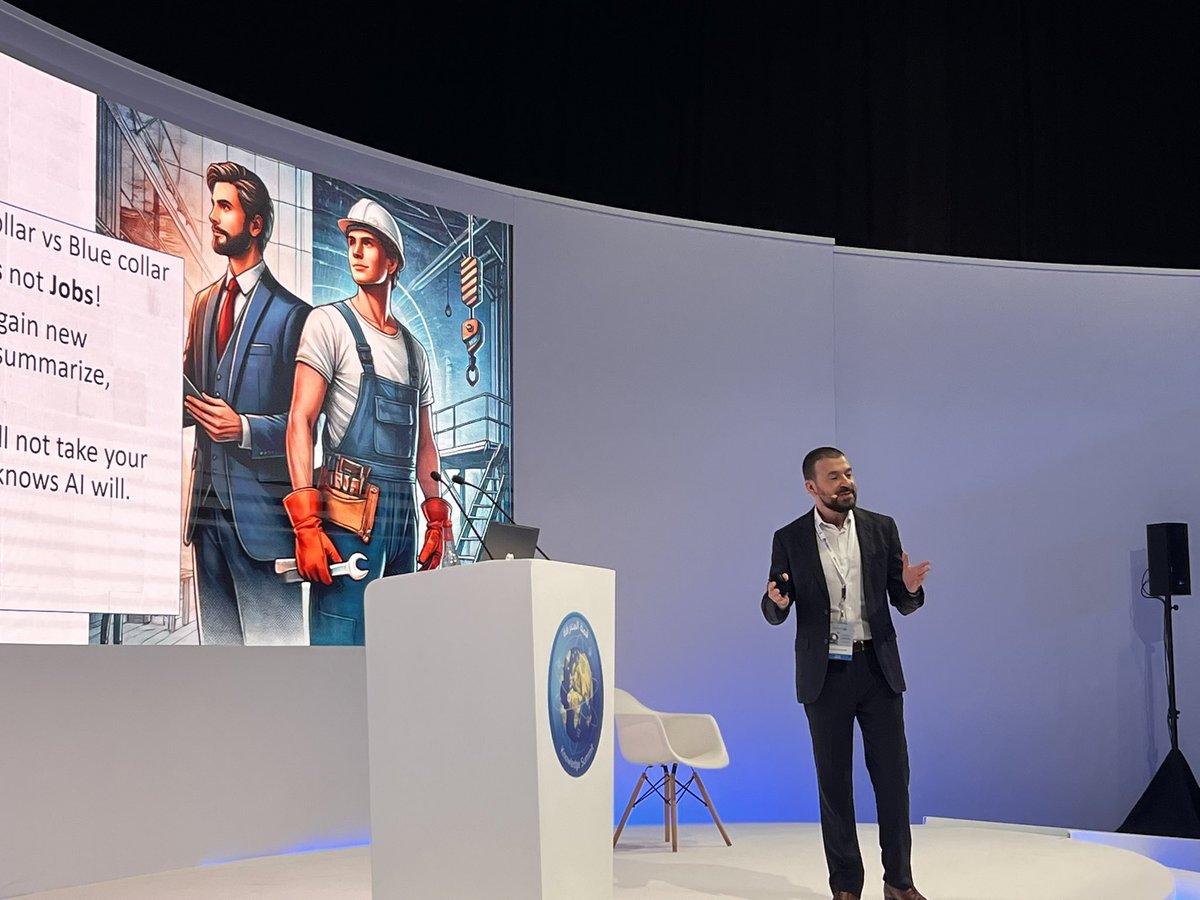 knowledge4All1's tweet image. Alaa Daghlan in his session “Navigating Careers in the AI Era” at #KnowledgeSummit24: 
Introducing any new #technology usually creates unjustifiable panic. New technology does kill #jobs but it also creates new jobs. The net outcome of both is usually positive.

#KnowTalks