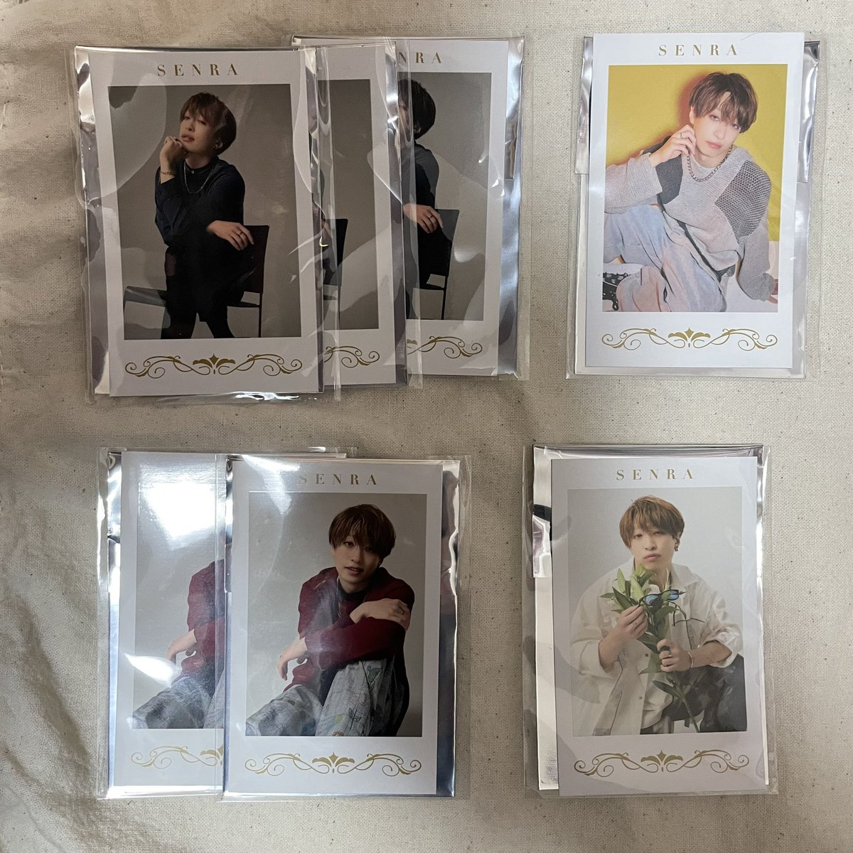 センラ チェキ フォトカード

譲)画像
求)現金、PayPay、メルカリ、🤫ポーズ

 大晦日千葉公演での交換可能です

お気軽にお声かけください 

 #浦島坂田船グッズ  #センラグッズ  #センラチェキ  #センラフォトカード