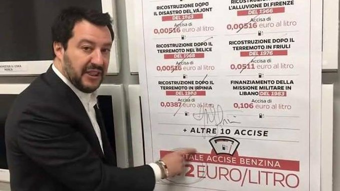 robertodimassim's tweet image. Lei finirà nella leggenda della #vergogna
Per non dimenticare e non solo...#bugiardo