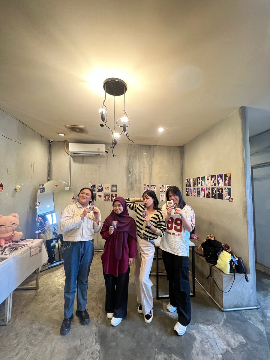 ZCLEVENTID's tweet image. — Games session 💗

#MyFirstandLast
#23LoveBomb
#ChenleLoversClub