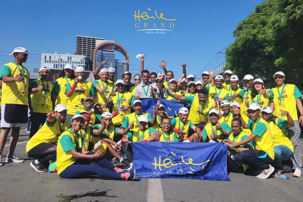 Haileresort's tweet image. Team spirit in full force at the Great Ethiopian Run! 🏃♀️🏅
#GreatEthiopianRun #HaileGrandAddisAbaba #TeamUnity #RunForTheCulture