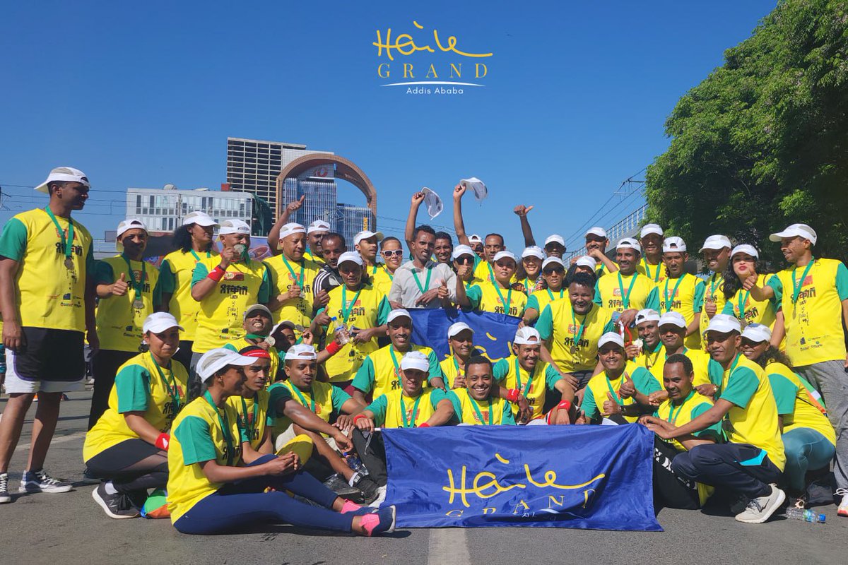 Haileresort's tweet image. Team spirit in full force at the Great Ethiopian Run! 🏃♀️🏅
#GreatEthiopianRun #HaileGrandAddisAbaba #TeamUnity #RunForTheCulture