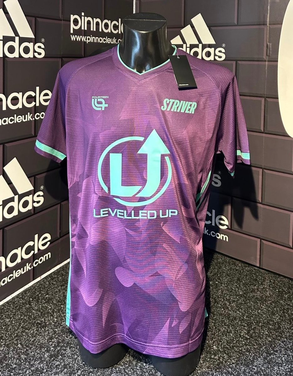 We’re honoured to support @Off1cialStriver in creating custom shirts for Sunday’s match at Lewis Dripping Pan, raising funds for <a href="/theCALMzone/">CALM</a>. Legends like <a href="/OficialCedric/">Cédric Soares</a>, <a href="/GilbertoSilva/">Gilberto Silva</a> &amp; <a href="/jenslehmann/">Jens Lehmann</a> united against suicide. Proud to print shirts for <a href="/TCGroupUK/">TC Group</a> &amp; <a href="/LEVELd_Up/">Levelled Up - EA FC 26 Trading ⤴️</a> ⚽️🔥