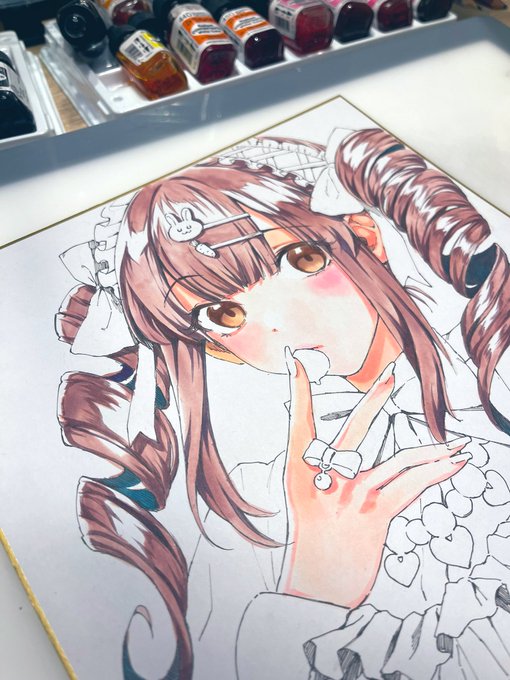 縦ロールずっと描いてました🌈 