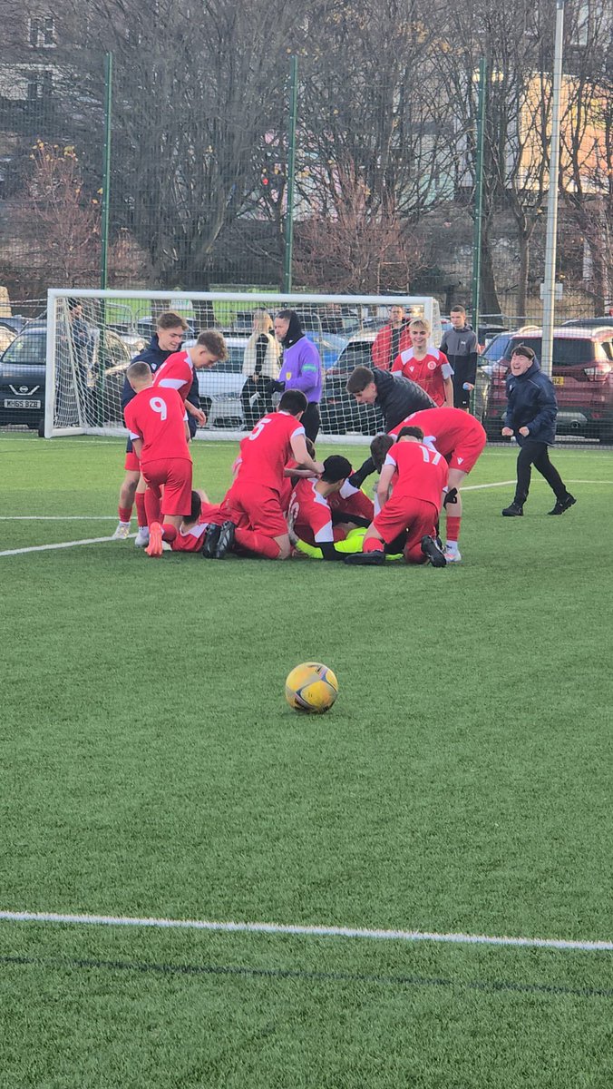 Lochend2's tweet photo. What a tense Scottish cup tie yesterday as we had 28 penalties all in with 14 takers from each team 

We won 11-10 on penalties overall after a 2-2 draw in the match itself 

2-0 up and doing well before Edin Utd came on strong. Boys are into the last 32. This team never give in! https://t.co/S11WihnLVC
