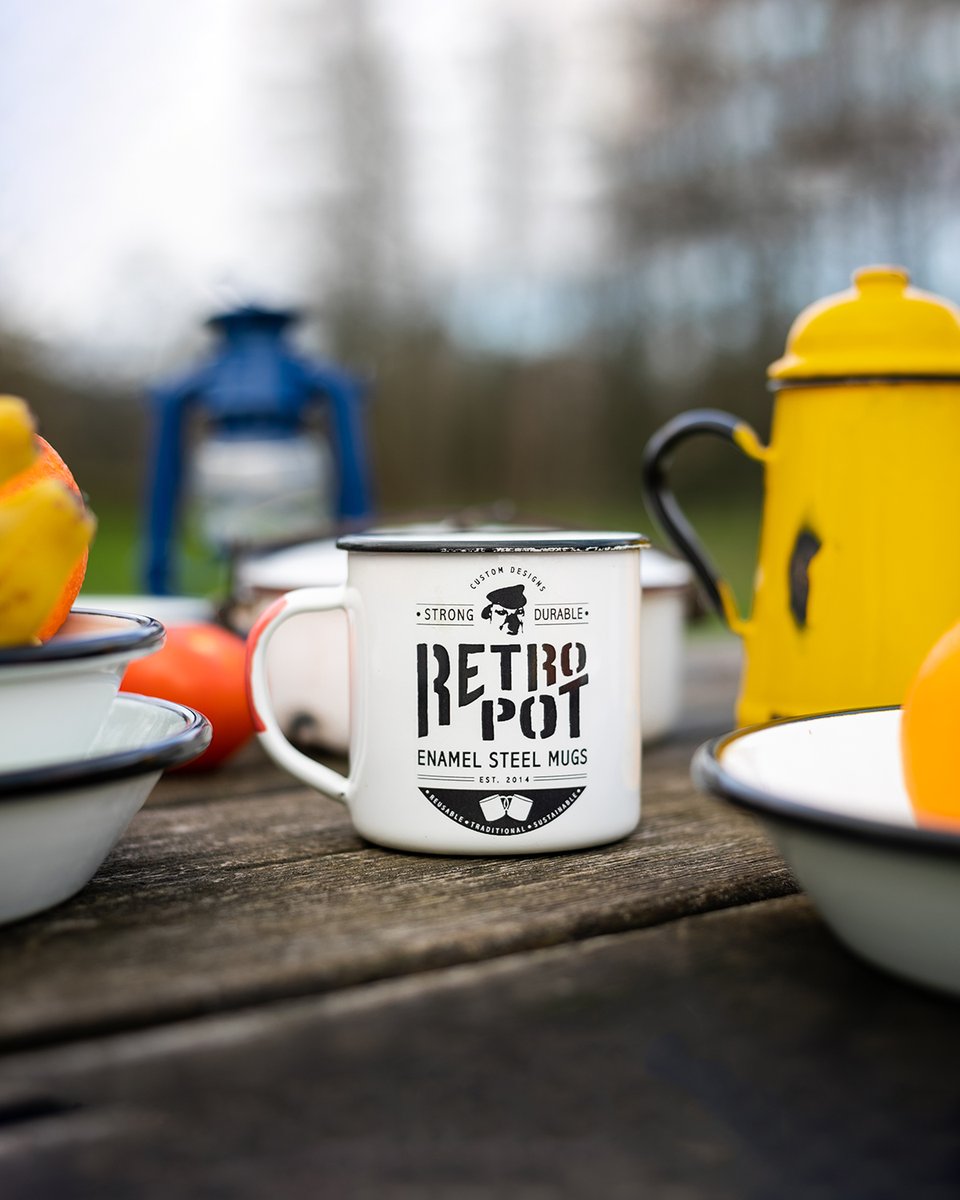 Con las fechas navideñas a la vuelta de la esquina, te ofrecemos nuestras tazas de acero esmaltado como un regalo excepcional 😊
Una opción ideal para regalos muy especiales.

Adelántate ahora y olvídate de las prisas, escríbenos!
info@retropot.es
retropot.es