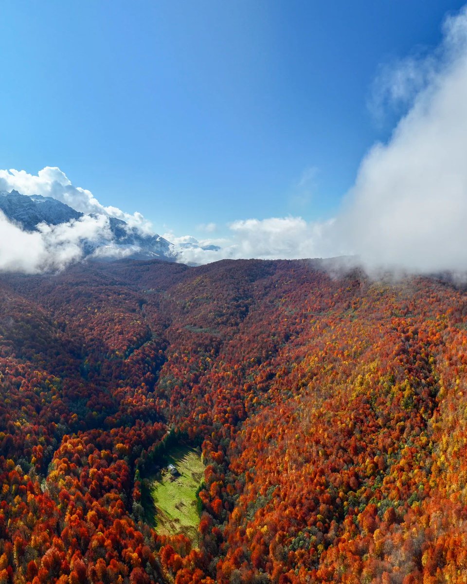 Autumn season in Mazandaran Sangdeh village
 Photo: Arash Radmanesh
 #Mazandran