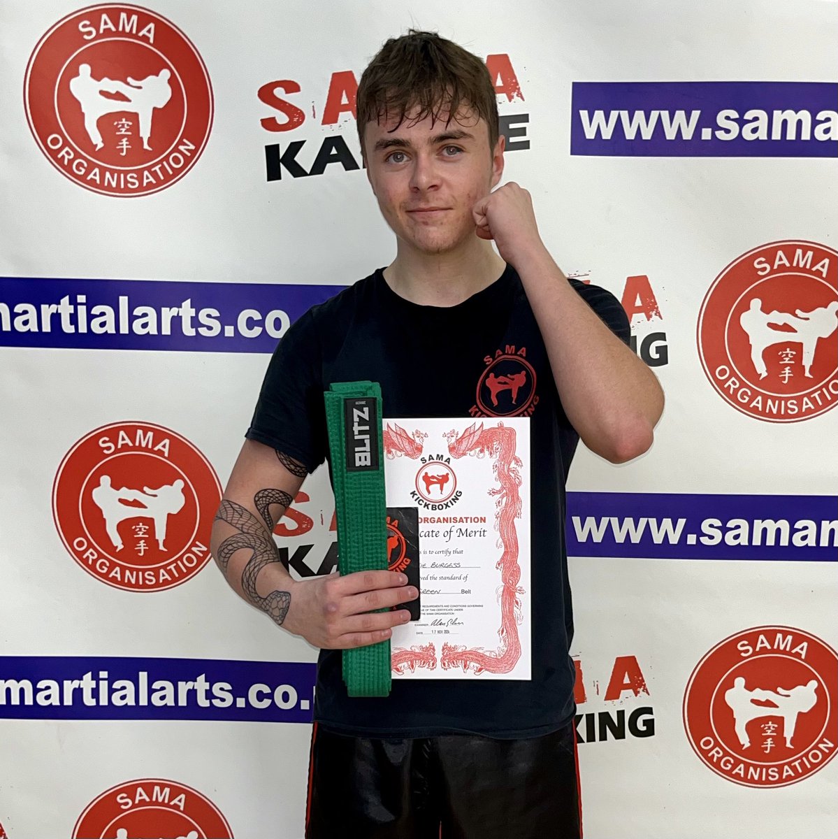 SamaMartialArts's tweet photo. Great work shown by all students that passed their new belts at our kickboxing grade in Eastbourne yesterday. The students showcased their skills at a tough test under the watchful eye of SAMA chief instructor Hanshi Alan Gibson. Pictured are some of the students from the day. https://t.co/JvVoEY2whi
